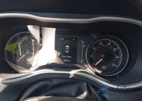 2014 Jeep Cherokee Latitude z USA, uszkodzony, nr VIN 1C4PJMCBXEW184755